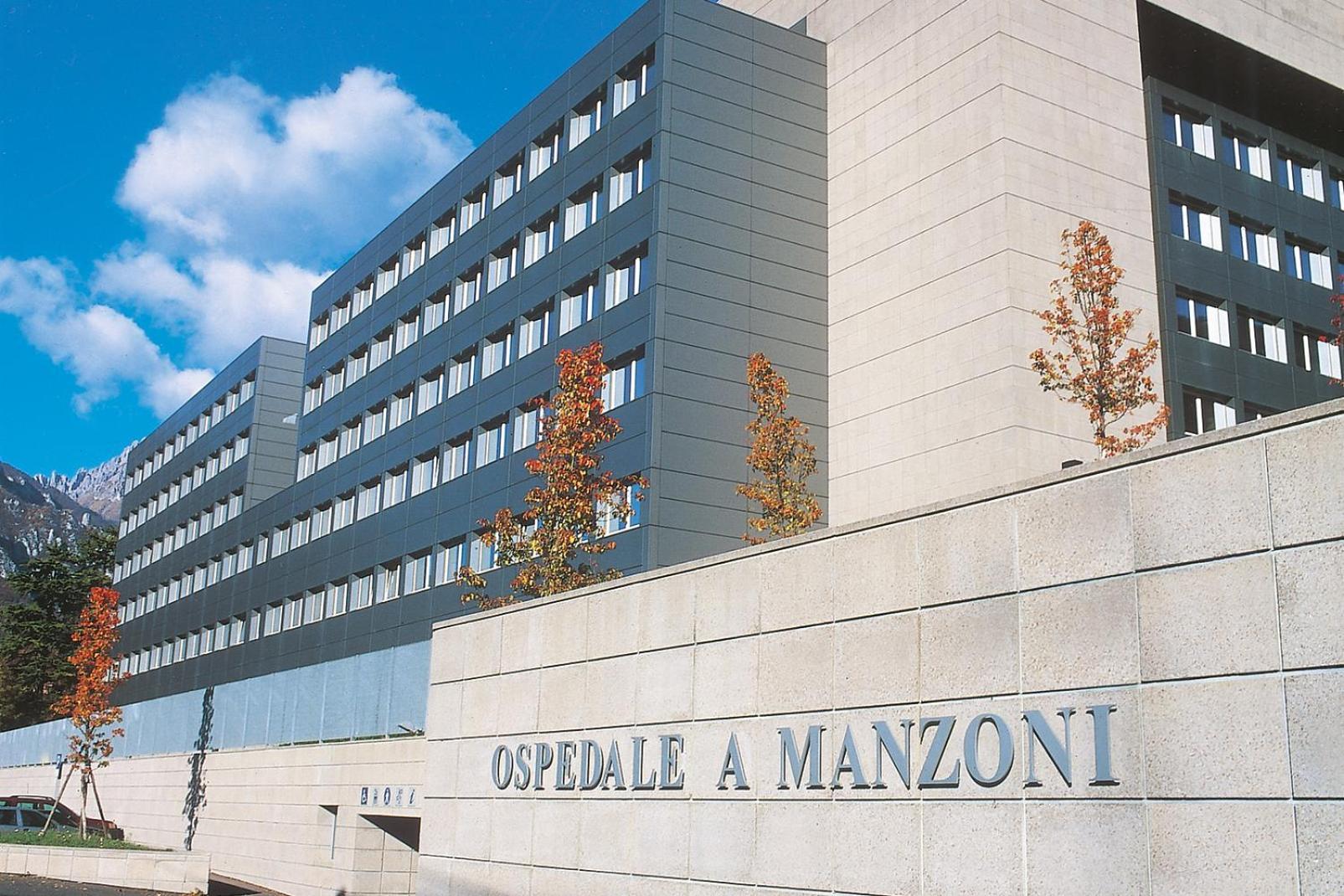 莱科Manzoni公寓 外观 照片
